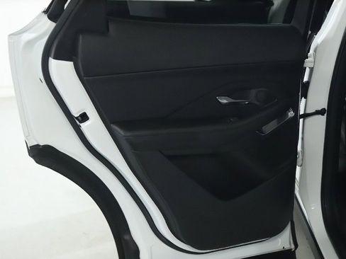 Used 2020 Jaguar E-PACE image 31