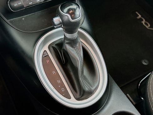 Used 2017 Kia Soul image 23