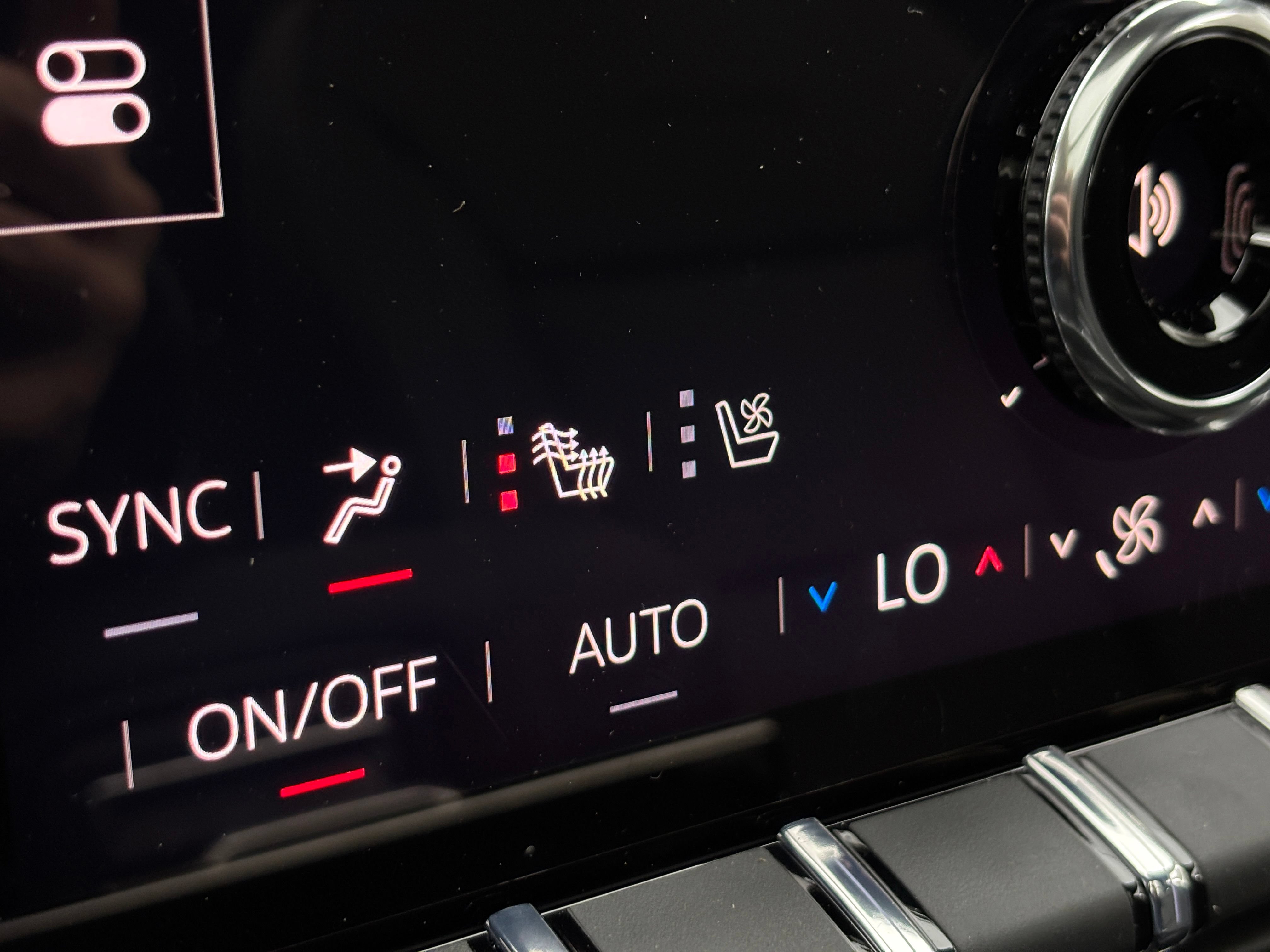New 2026 GMC Yukon Denali AWD/4WD image 7