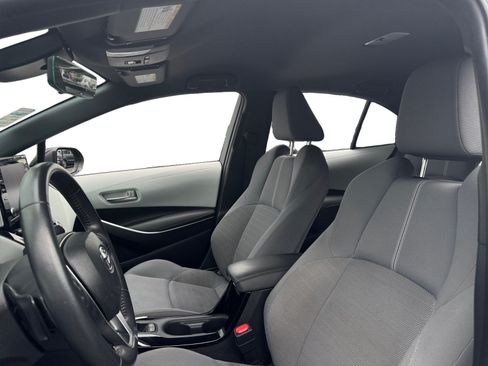 Used 2021 Toyota Corolla SE w/ Carpet Mat Package (TMS) FWD image 9