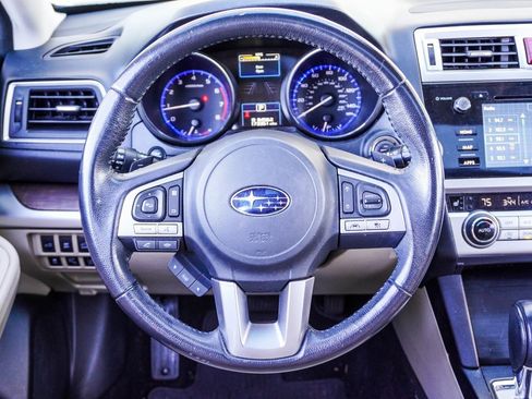 Used 2017 Subaru Outback 2.5i Limited image 13