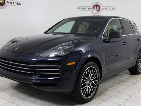 Used 2021 Porsche Cayenne AWD/4WD image 5