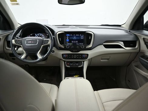 Used 2022 GMC Terrain Denali w/ Denali Premium Package image 9