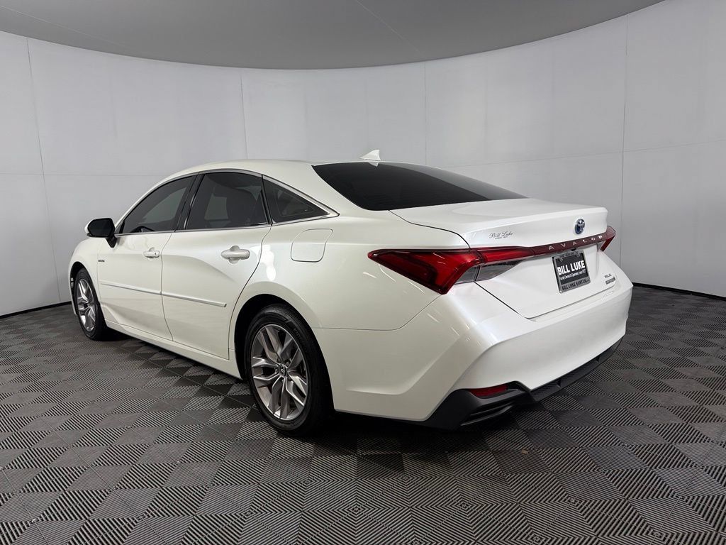 Used 2021 Toyota Avalon XLE w/ Carpet Mat Package (TMS) FWD image 8