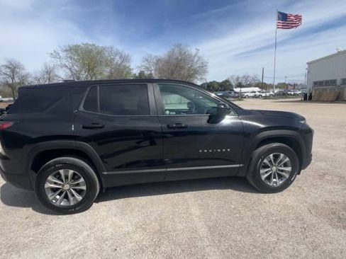 Used 2025 Chevrolet Equinox LT image 9