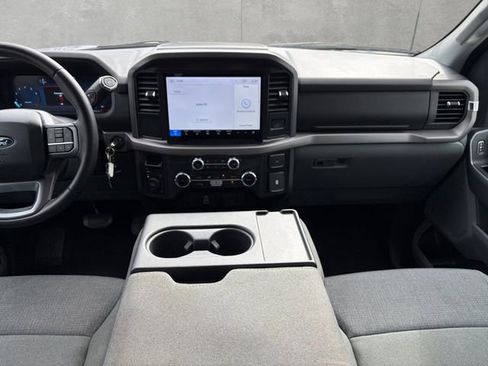Used 2025 Ford F150 XLT w/ Equipment Group 301A Standard image 3