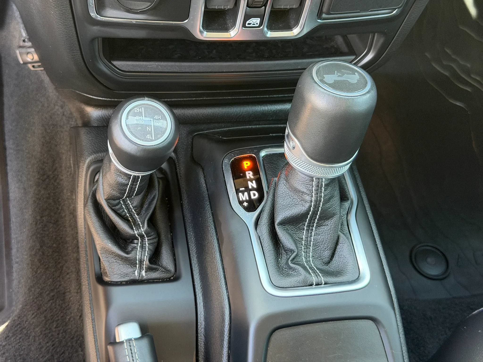 Used 2021 Jeep Wrangler Unlimited Sahara AWD/4WD image 24
