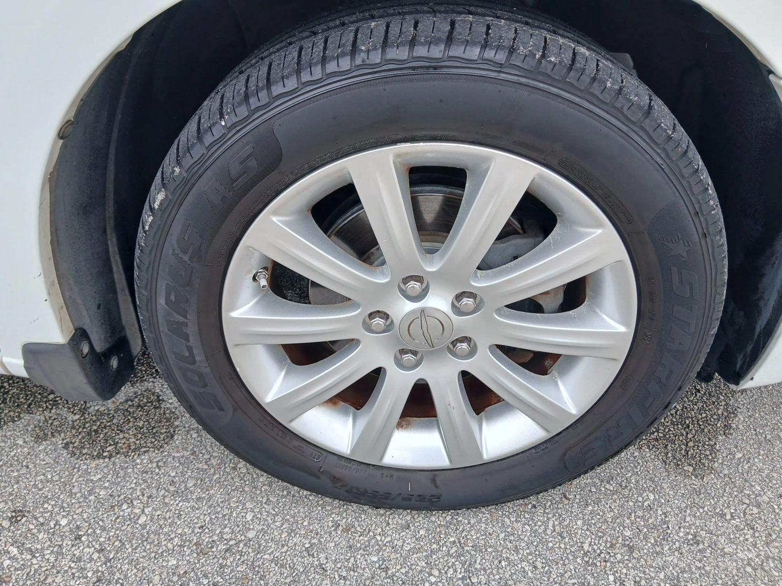 Used 2013 Chrysler 200 Touring FWD image 19