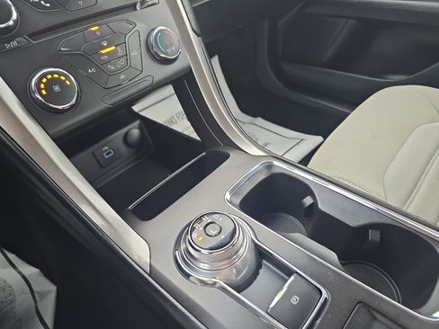 Used 2017 Ford Fusion S image 21