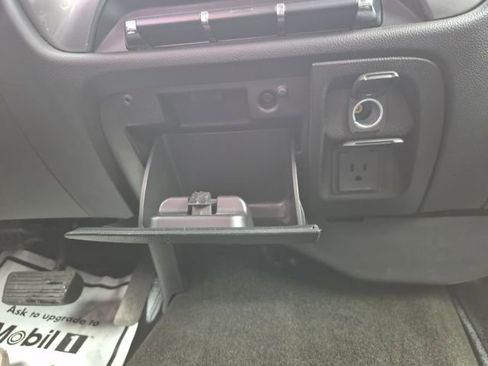 Used 2018 Chevrolet Silverado 1500 LT w/ All Star Edition image 30