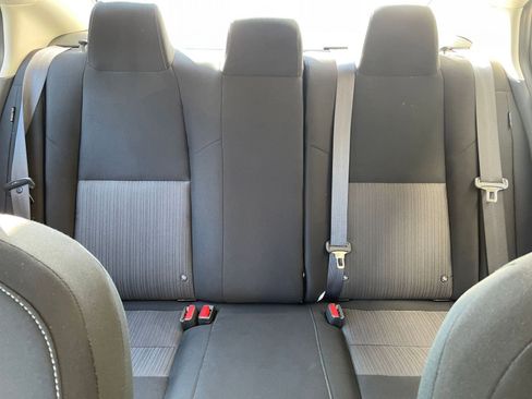 Used 2025 Nissan Sentra SV image 37