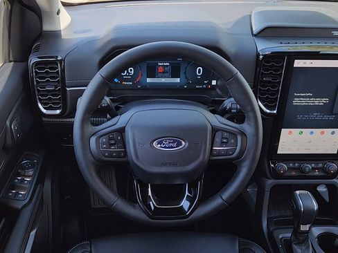 New 2025 Ford Ranger Lariat w/ FX4 Off-Road Package image 12