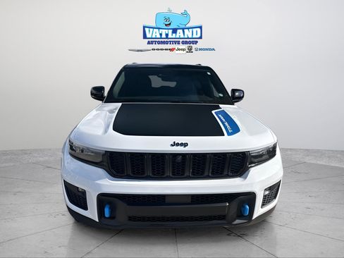 Used 2022 Jeep Grand Cherokee Trailhawk AWD/4WD image 37