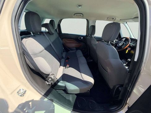 Used 2014 FIAT 500L Trekking FWD image 27