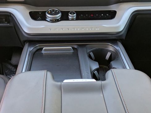 New 2025 Ford Expedition Max Active image 22