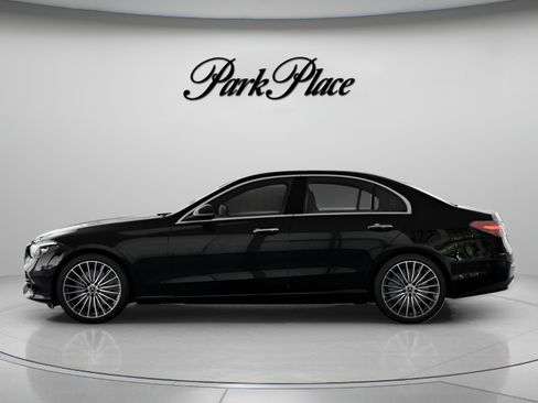 Used 2026 Mercedes-Benz C 300 Sedan image 7