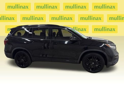 Used 2022 Honda Pilot Black Edition image 3