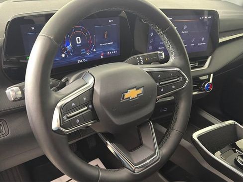 Certified 2026 Chevrolet Equinox LT FWD image 25