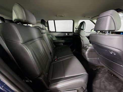 Used 2025 Hyundai Santa Fe SEL FWD image 34
