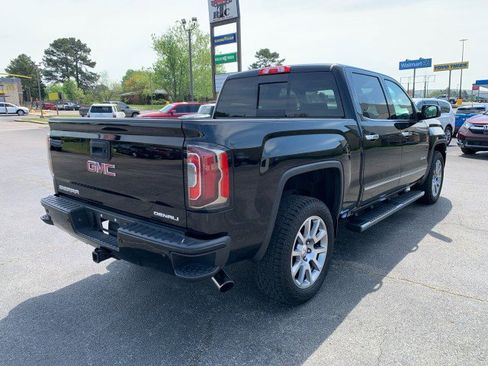 Used 2017 GMC Sierra 1500 Denali image 3
