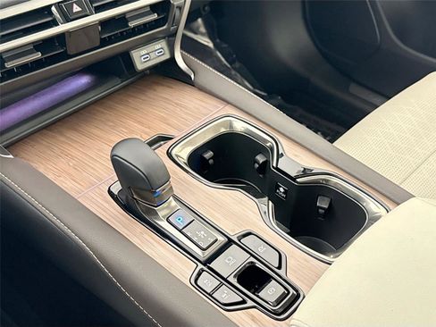 Used 2025 Lexus RX 350 w/ Convenience Package image 27