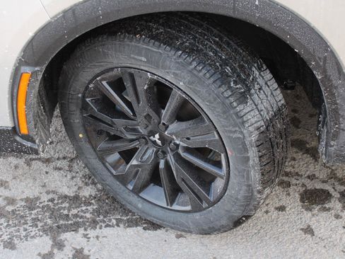 New 2026 Mitsubishi Eclipse Cross Black Edition image 8