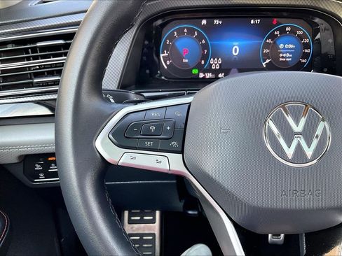 Used 2024 Volkswagen Atlas Peak Edition SE AWD/4WD image 24