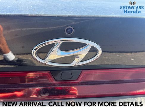 Used 2023 Hyundai Elantra SEL w/ Convenience Package FWD image 13