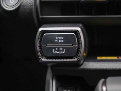 New 2026 Toyota RAV4 XSE AWD/4WD image 19