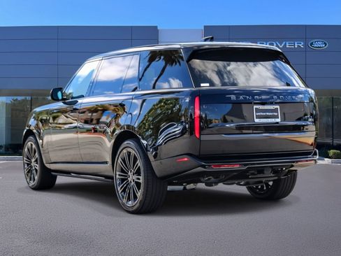 New 2026 Land Rover Range Rover Long Wheelbase SE AWD/4WD image 6