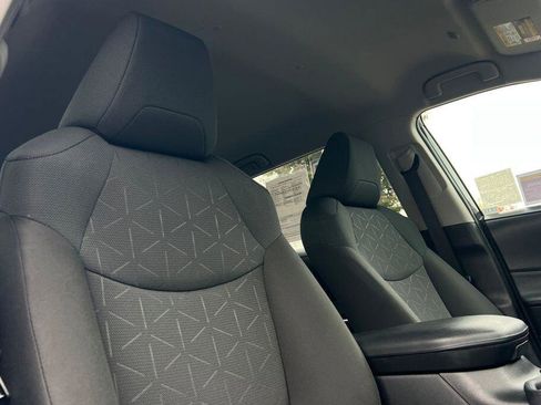Used 2024 Toyota RAV4 XLE image 17