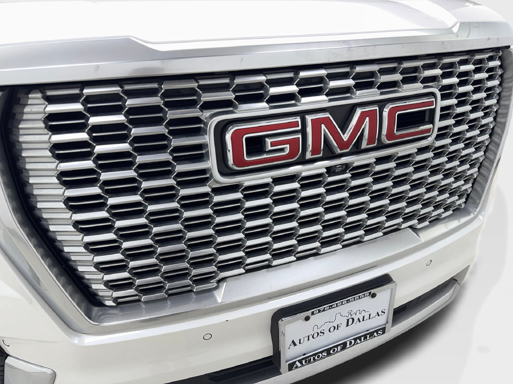 Used 2024 GMC Yukon Denali RWD image 28