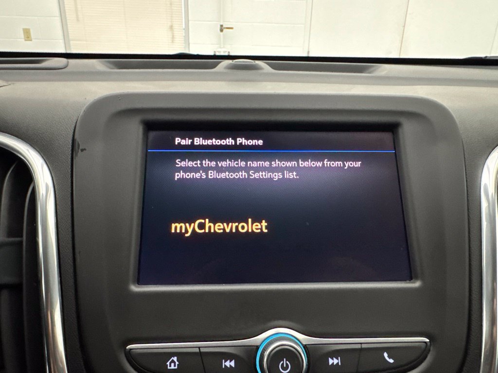 Used 2020 Chevrolet Equinox LT w/ Driver Convenience Package AWD/4WD image 26