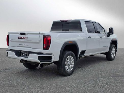 Used 2023 GMC Sierra 2500 Denali w/ Denali Ultimate Package AWD/4WD image 3