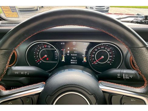 Used 2021 Jeep Gladiator Mojave AWD/4WD image 22