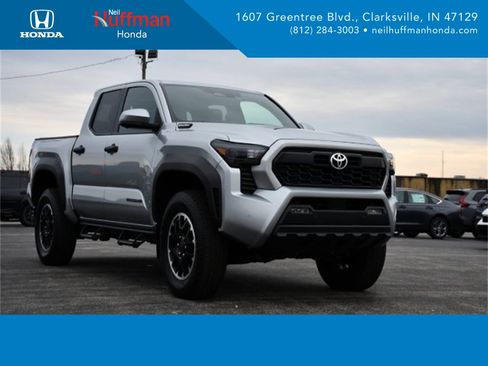 Used 2024 Toyota Tacoma TRD Off-Road w/ TRD Off Road Premium Package image 1
