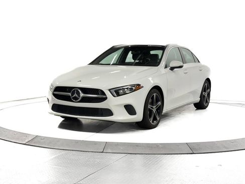 Used 2021 Mercedes-Benz A 220 4MATIC image 3