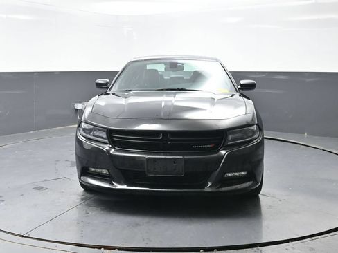 Used 2015 Dodge Charger SXT w/ AWD Plus Group image 4