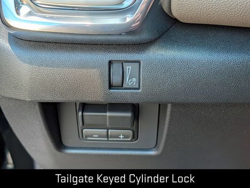 New 2026 GMC Canyon Denali AWD/4WD image 24