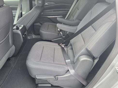 New 2026 Chevrolet Traverse LT w/ Midnight/Sport Edition image 5