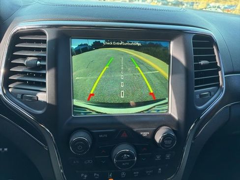 Used 2018 Jeep Grand Cherokee High Altitude image 15