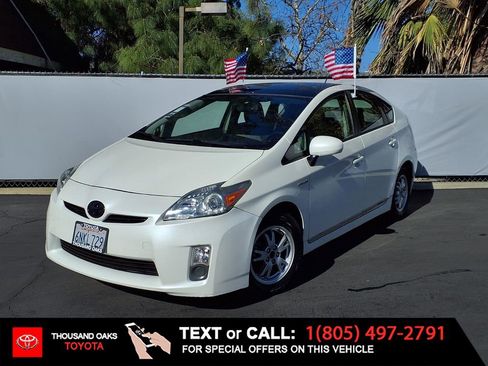 Used 2010 Toyota Prius Five image 1