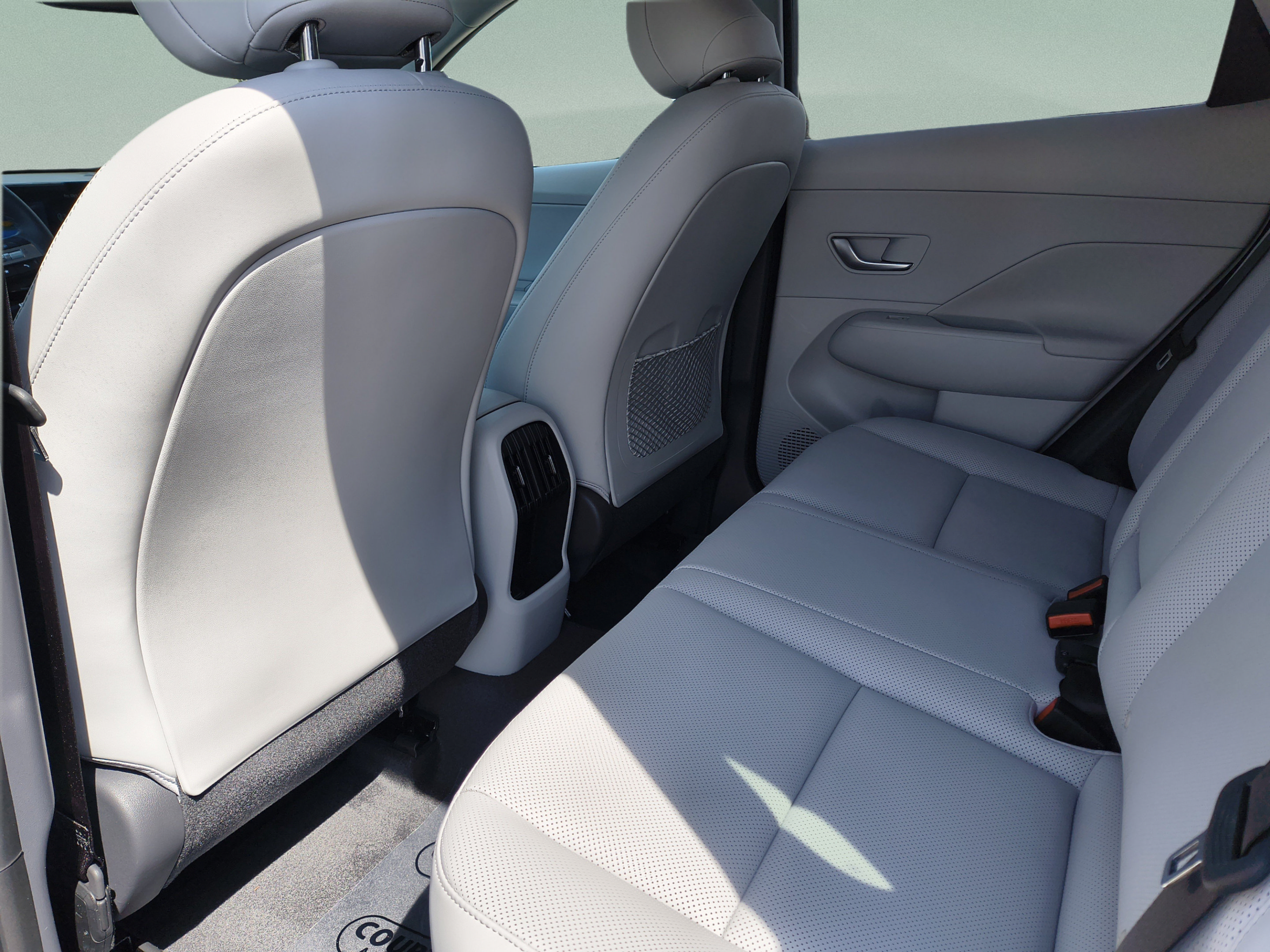 Certified 2026 Hyundai Kona Limited FWD image 18