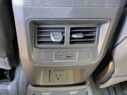 New 2025 Chevrolet Colorado Z71 w/ Midnight Edition image 30