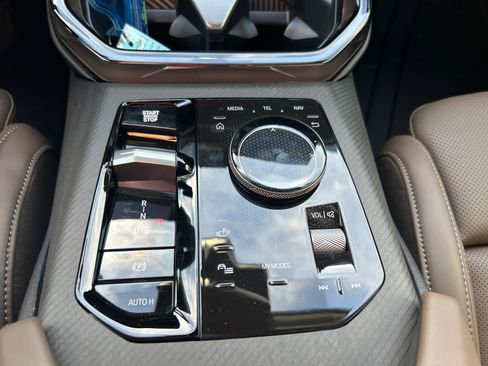 Used 2026 BMW X3 xDrive30 w/ Premium Package image 24