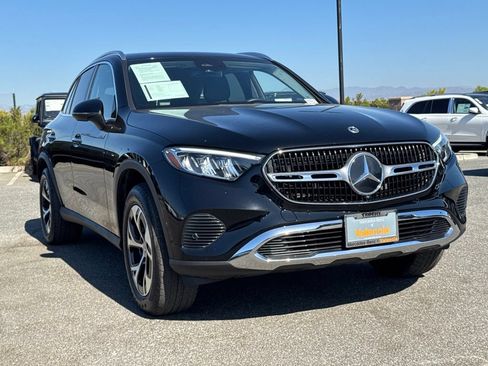 Certified 2025 Mercedes-Benz GLC 350e 4MATIC image 4