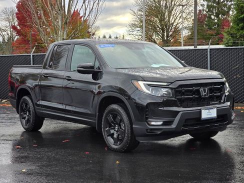 Certified 2024 Honda Ridgeline Black Edition image 3