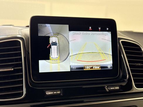 Used 2018 Mercedes-Benz GLS 450 4MATIC image 24