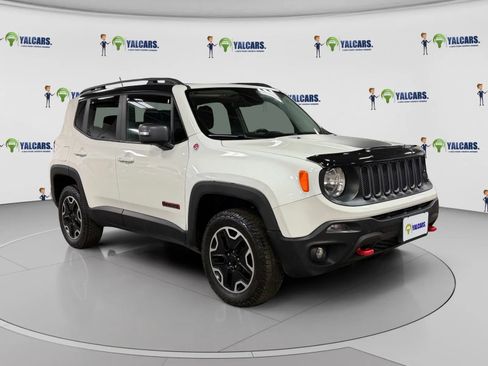Used 2016 Jeep Renegade Trailhawk image 7