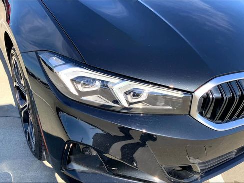 Certified 2025 BMW 330i Sedan image 27